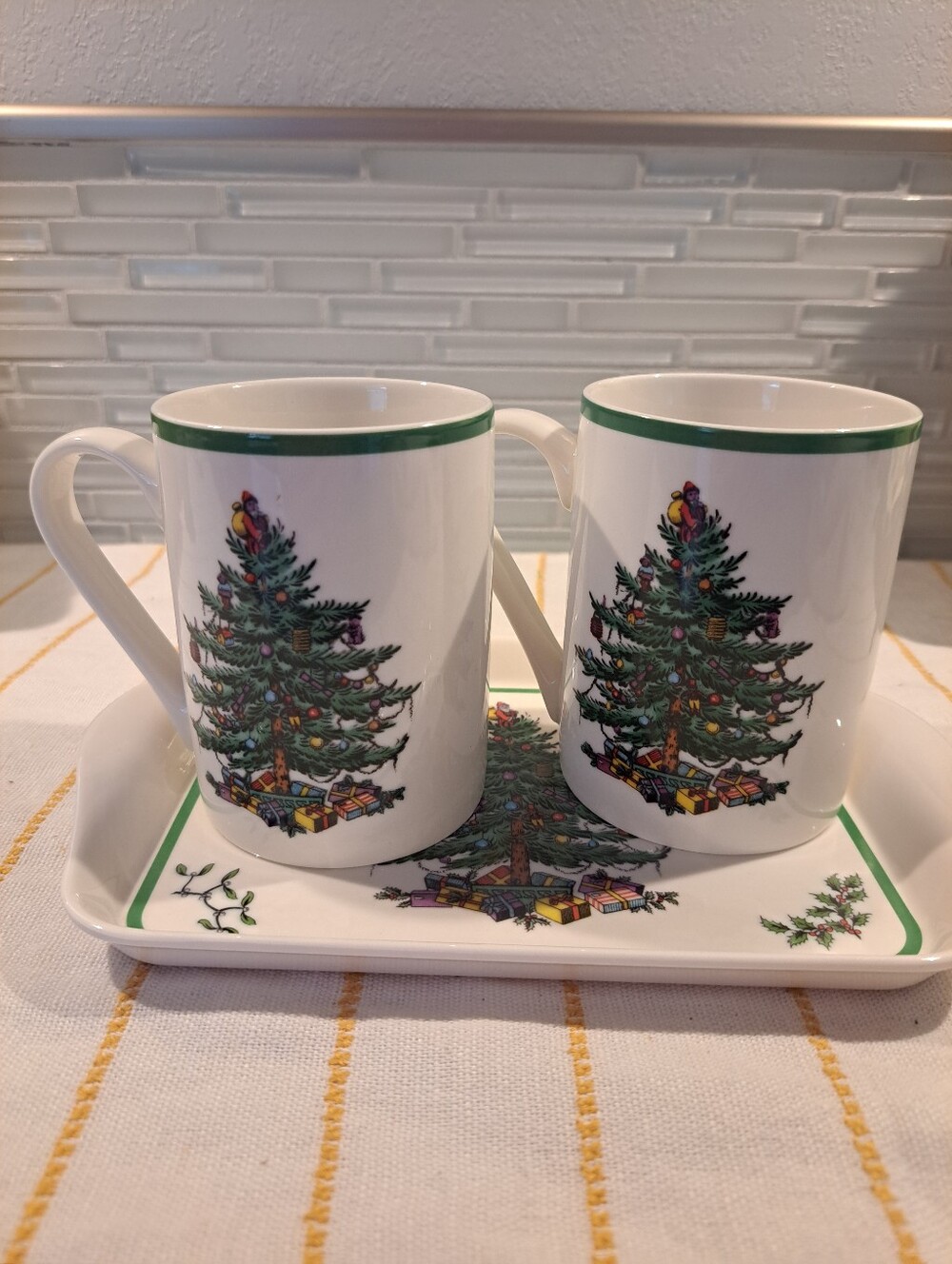 Spode Christmas Tree Nutcracker Set of 2 Mugs and Tray